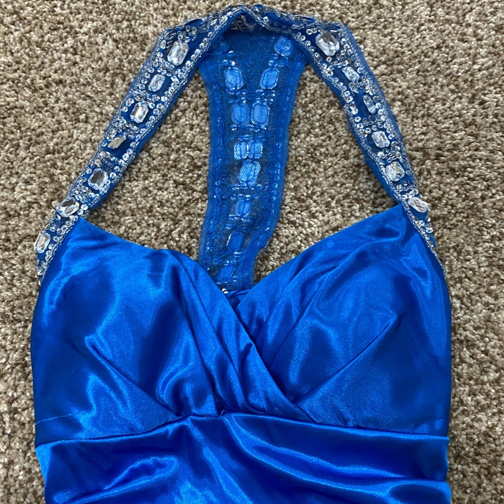 Dress - Picture 3 of 5